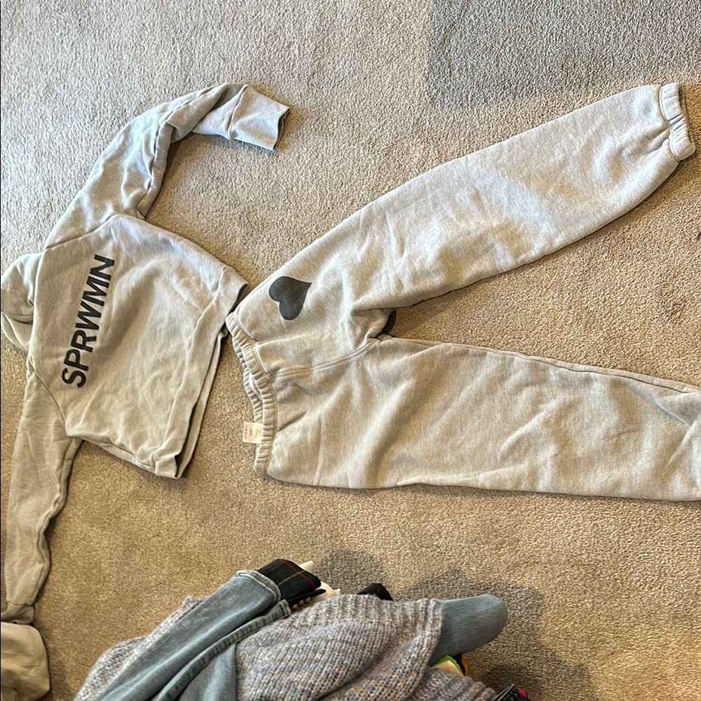 Sprwmn sweat suit